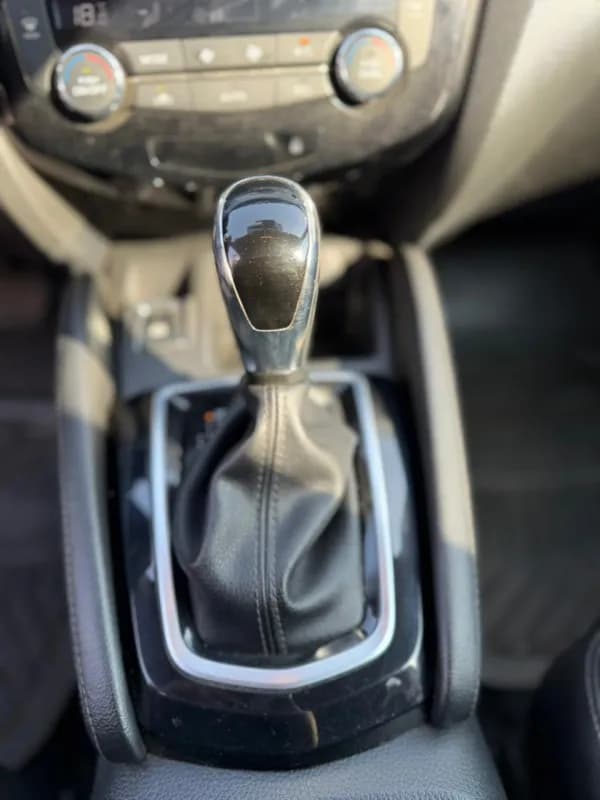 نيسان قاشقاي 2019 ان سبورت أحمر أوتوماتيك — مستعملة