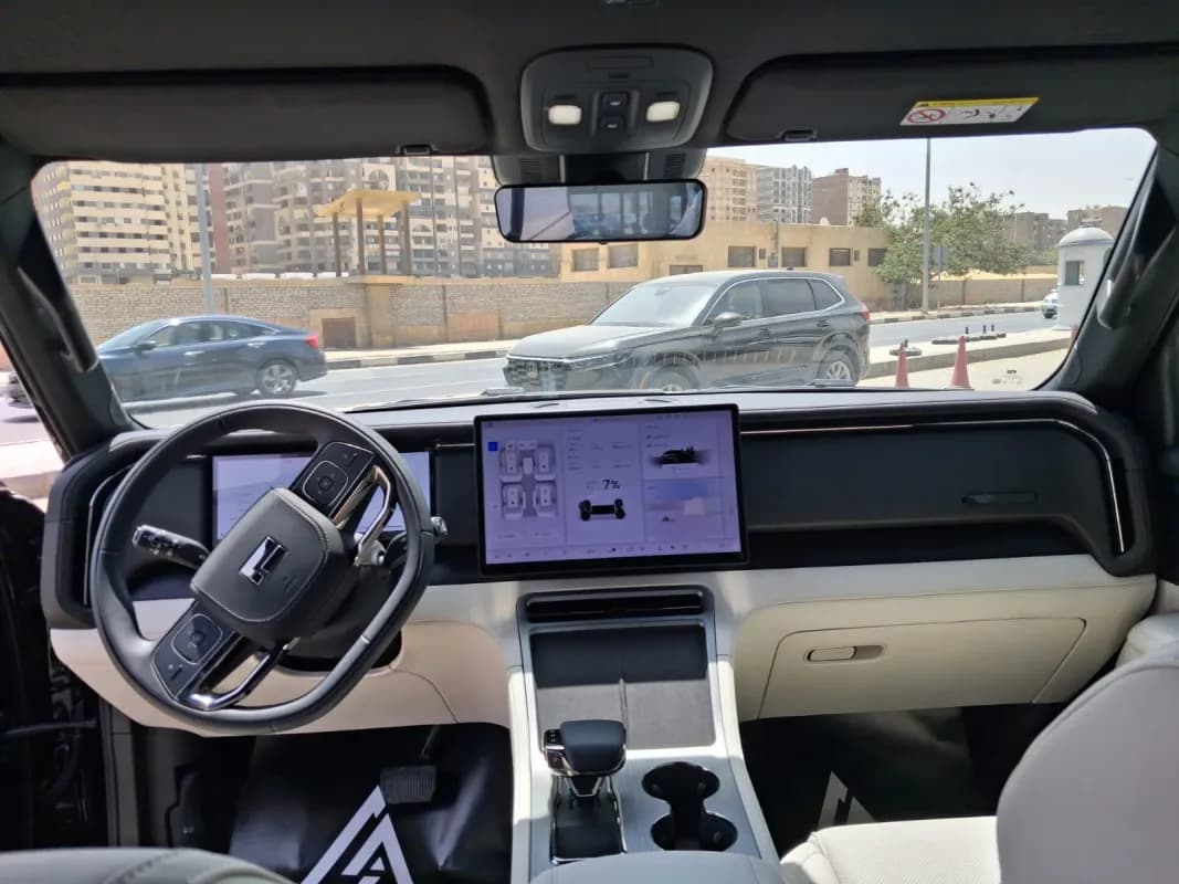 روكس 01 2026 فاميلي ٧ سيتس أسود أوتوماتيك — جديدة