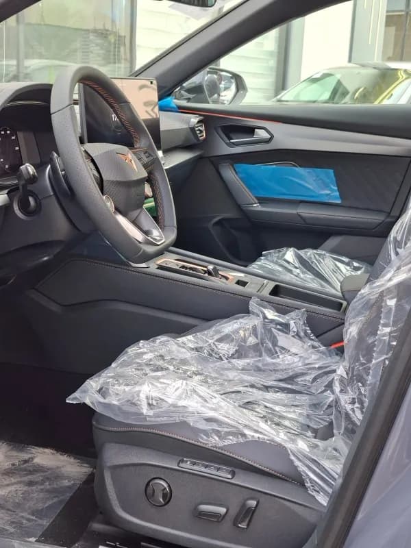 كوبرا فورمينتور 2026 في 2 رمادي أوتوماتيك — جديدة