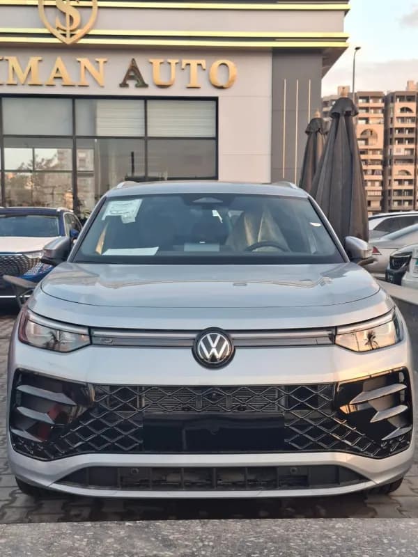 فولكس فاجن Tayron 2026 ار لاين فضي أوتوماتيك — جديدة
