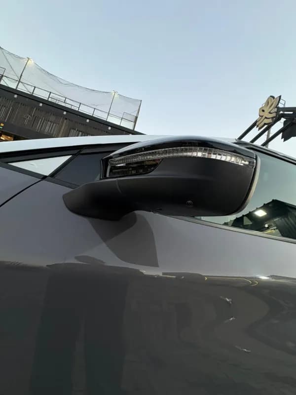 فولكس فاجن اي دي UNYX 2024 التيميت ايدشن رمادي أوتوماتيك — جديدة