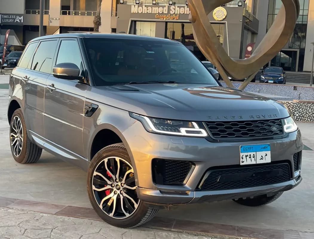رينج روفر سبورت 2021 رمادي أوتوماتيك — مستعملة