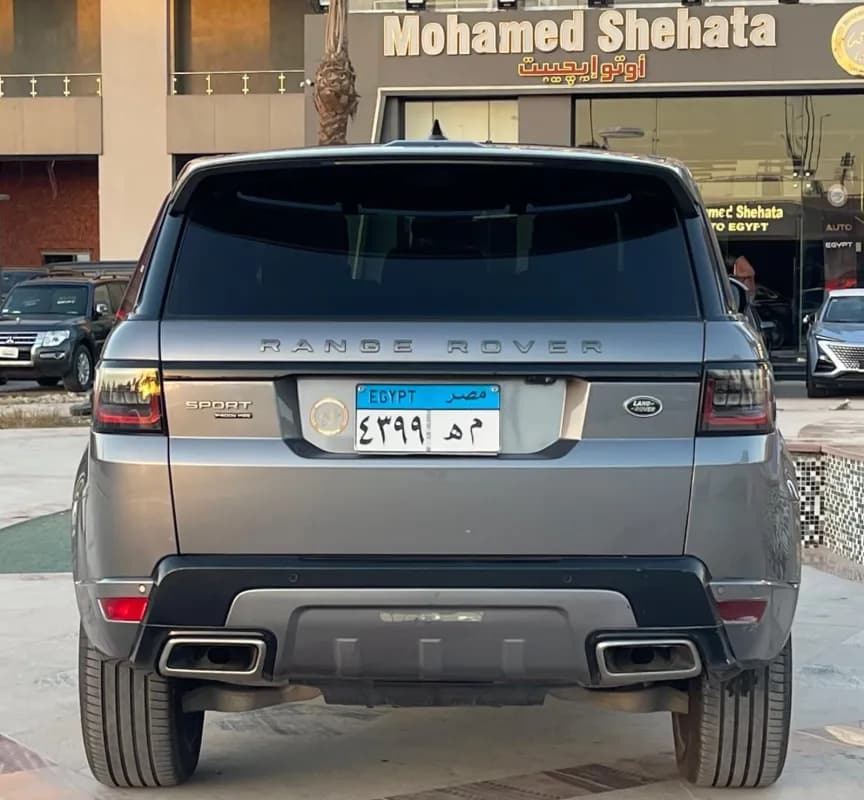 رينج روفر سبورت 2021 رمادي أوتوماتيك — مستعملة