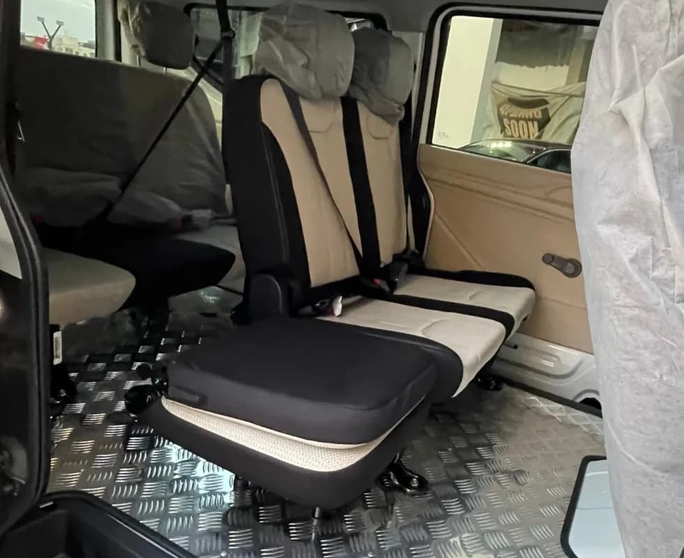 كي واي سي في 3 2026 بيزيك رمادي مانيوال — جديدة