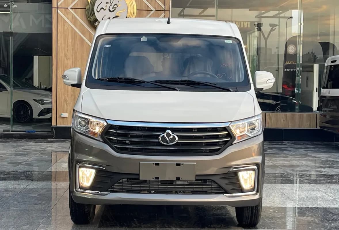 كي واي سي في 3 2026 بيزيك رمادي مانيوال — جديدة