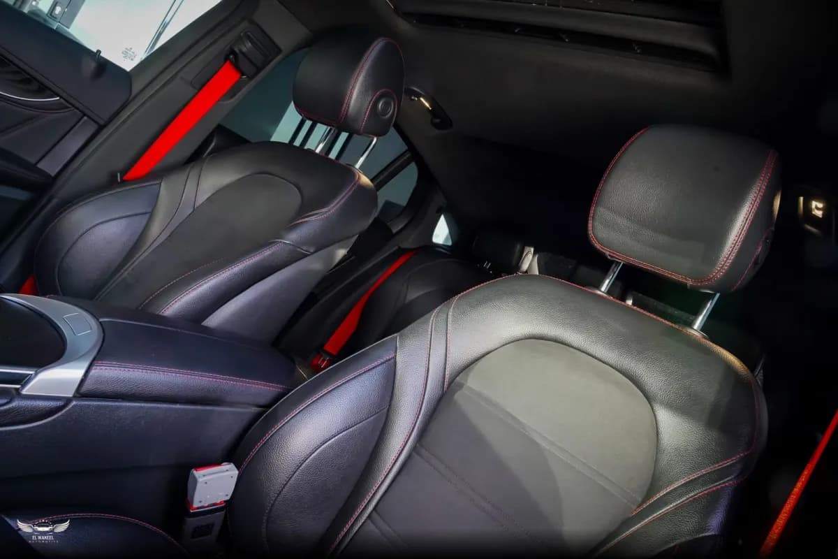 مرسيدس بنز GLC 43 2022 ايه ام جي فضي أوتوماتيك — مستعملة