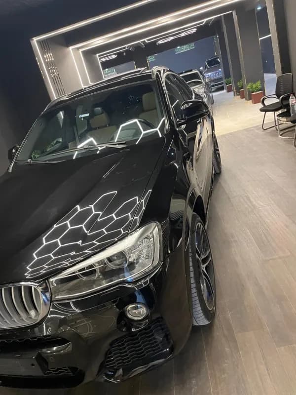 بي ام دبليو X4 2016 ام سبورت أسود أوتوماتيك — مستعملة