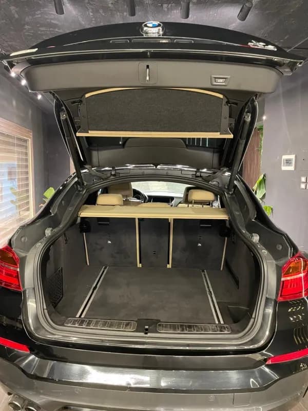 بي ام دبليو X4 2016 ام سبورت أسود أوتوماتيك — مستعملة