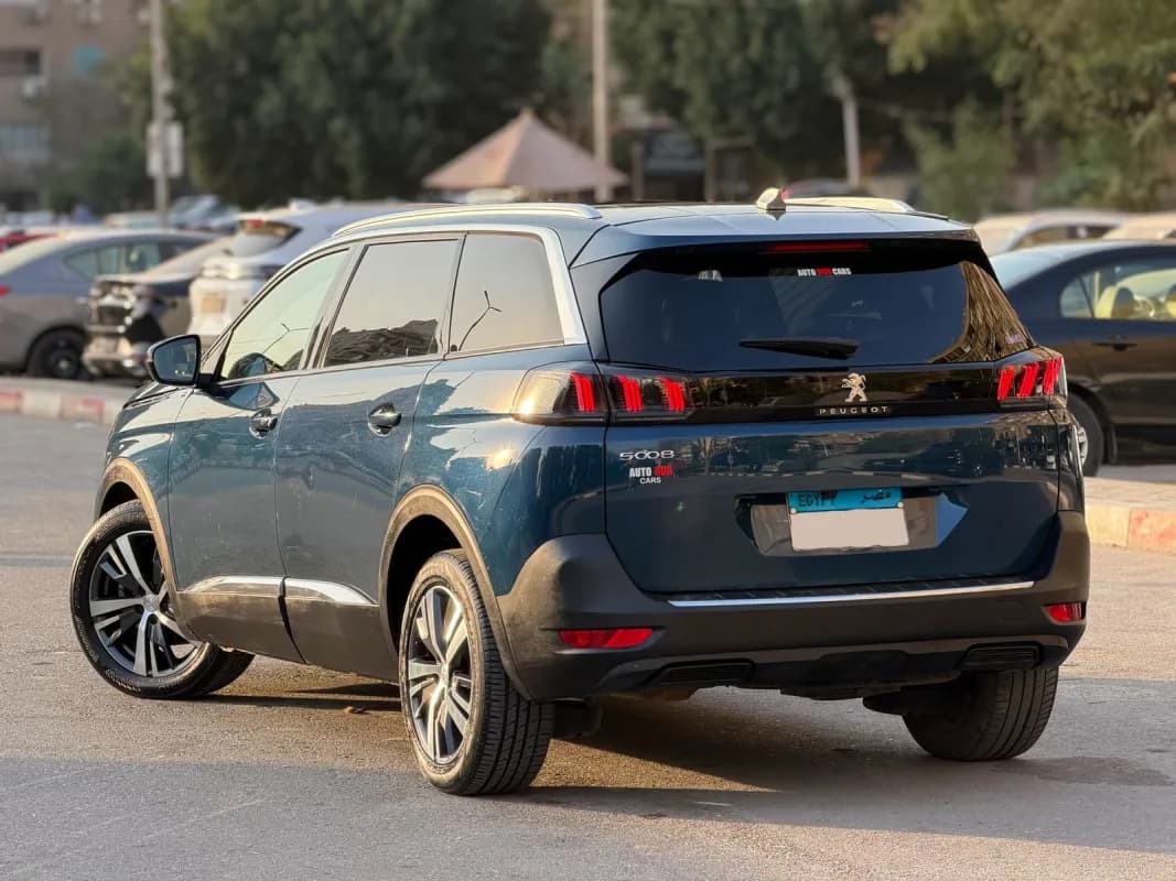 بيجو 5008 2022 الور باك نفطي أوتوماتيك — مستعملة