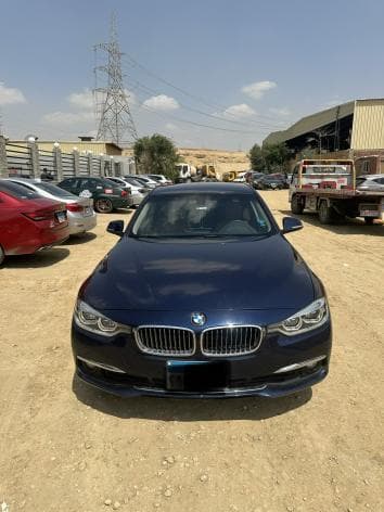 بي ام دبليو 318i 2019