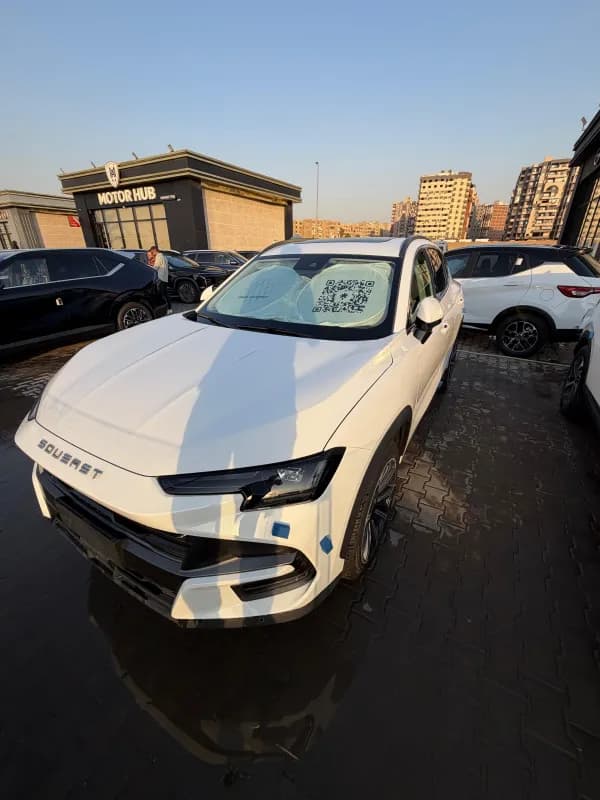 سويست S06 2026 بريميم أبيض أوتوماتيك — جديدة