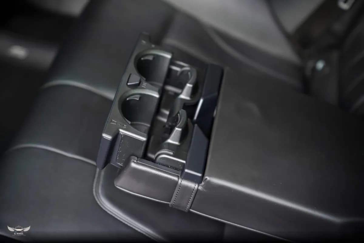 بي ام دبليو M5 2018 م اسبورت أسود أوتوماتيك — مستعملة