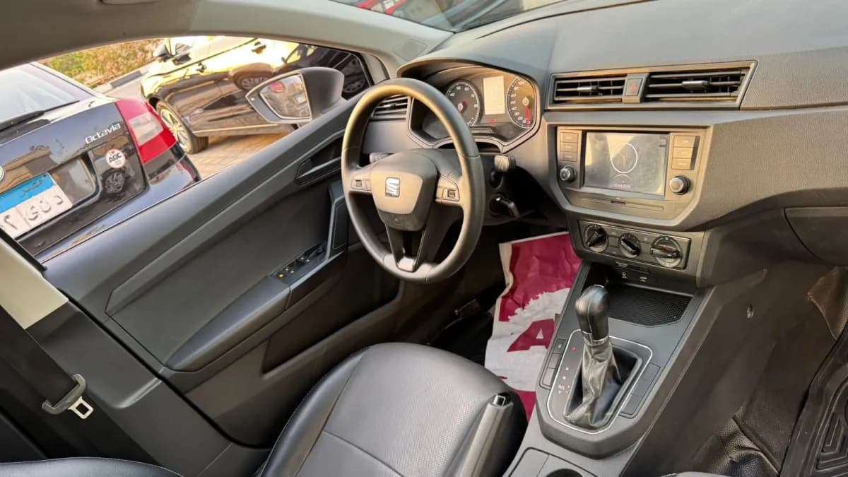 سيات ابيزا 2019 ريفرنس أبيض أوتوماتيك — مستعملة
