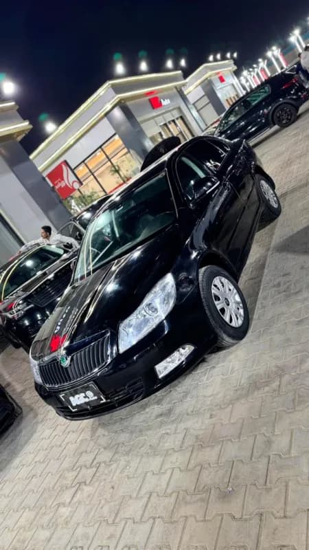 سكودا فانتاسيا 2010 اكتيف أسود أوتوماتيك — مستعملة