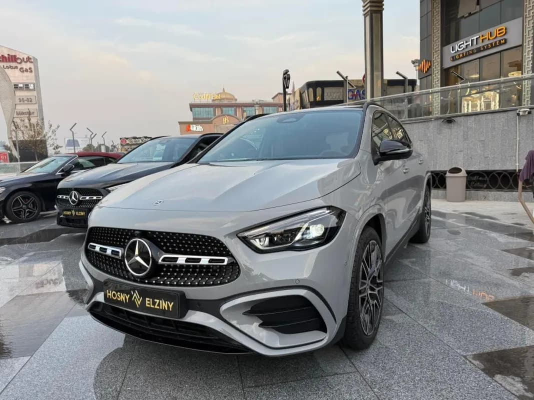 مرسيدس بنز GLA 200 2026 ايه ام جي رمادي أوتوماتيك — جديدة