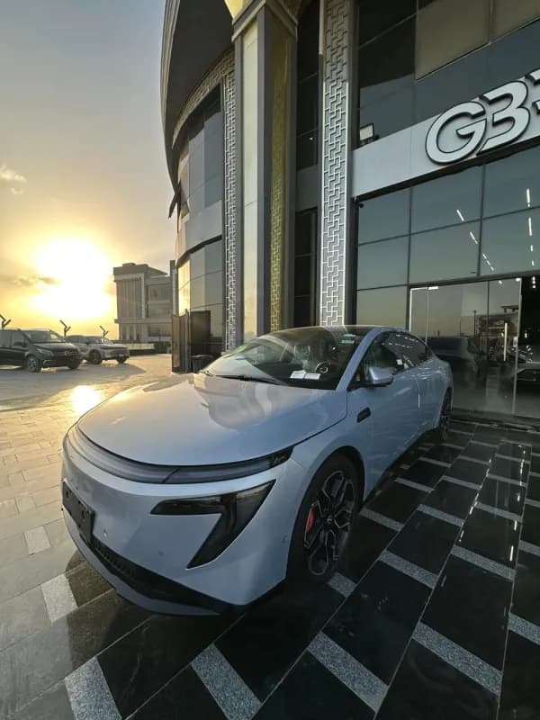 نيسان ان 7 2026 ماكس فضي أوتوماتيك — جديدة