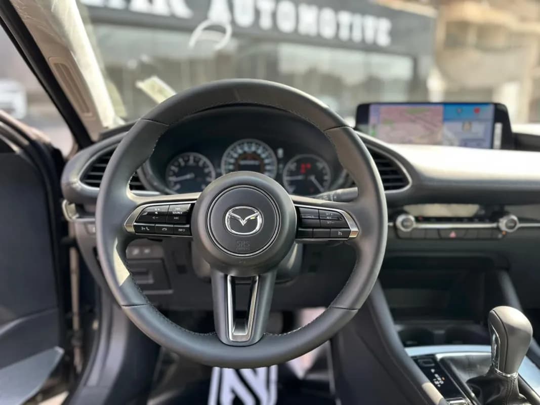 مازدا 3 2026 اس بريميوم رمادي أوتوماتيك — جديدة