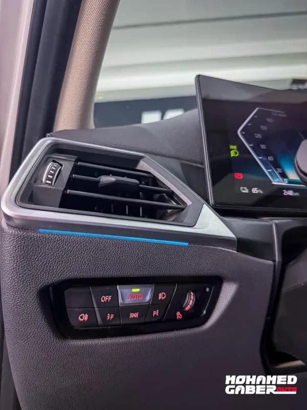 بي ام دبليو i3 2024 اي درايف أبيض أوتوماتيك — مستعملة