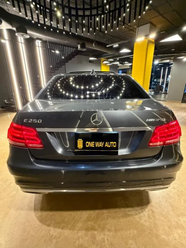 مرسيدس بنز E250 2014 ايه ام جي رمادي أوتوماتيك — مستعملة