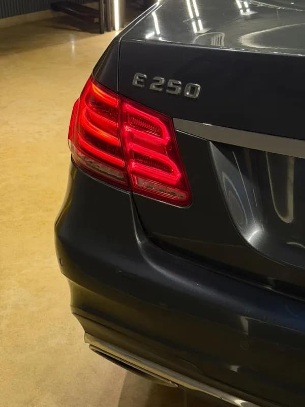 مرسيدس بنز E250 2014 ايه ام جي رمادي أوتوماتيك — مستعملة