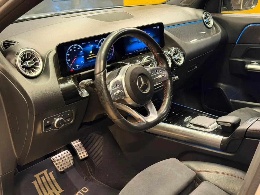 مرسيدس بنز GLA 200 2021 ايه ام جي فضي أوتوماتيك — مستعملة