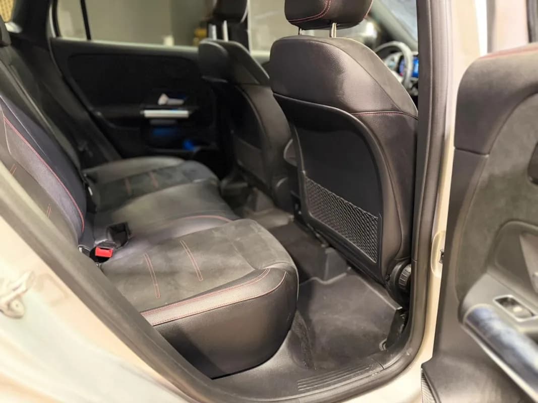 مرسيدس بنز GLA 200 2021 ايه ام جي فضي أوتوماتيك — مستعملة