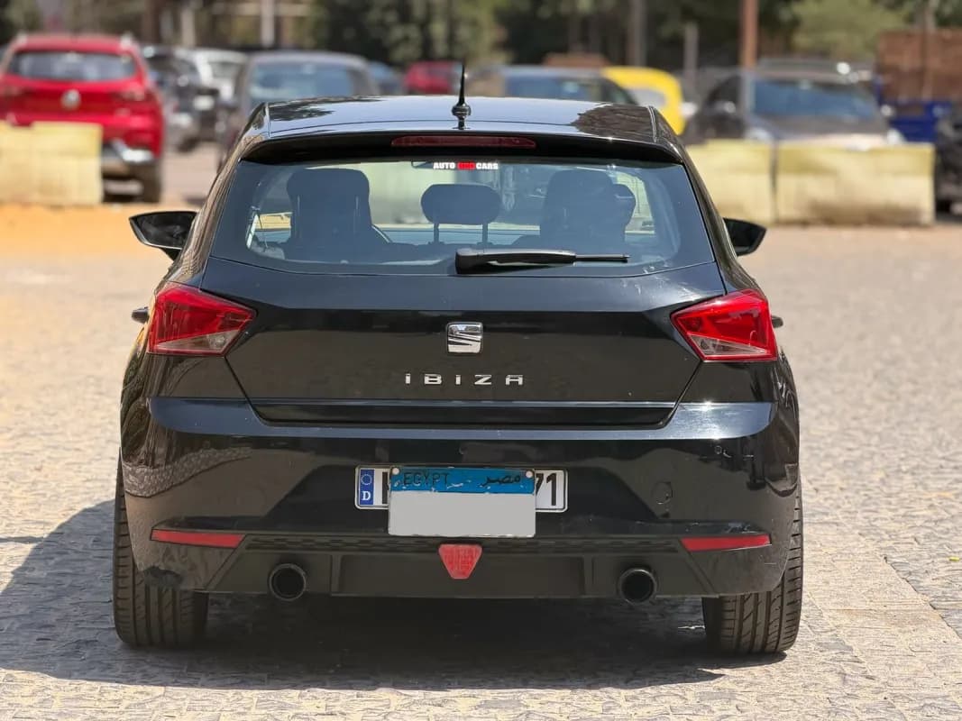 سيات ابيزا 2021 ريفرنس أسود أوتوماتيك — مستعملة