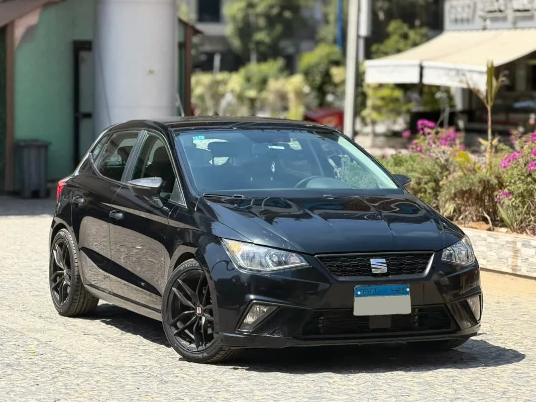 سيات ابيزا 2021 ريفرنس أسود أوتوماتيك — مستعملة