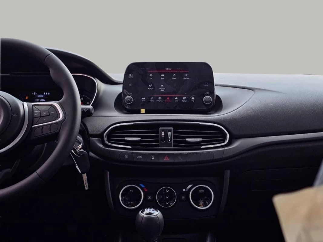 Fiat Tipo 2025 Baseline Gray Manual — New