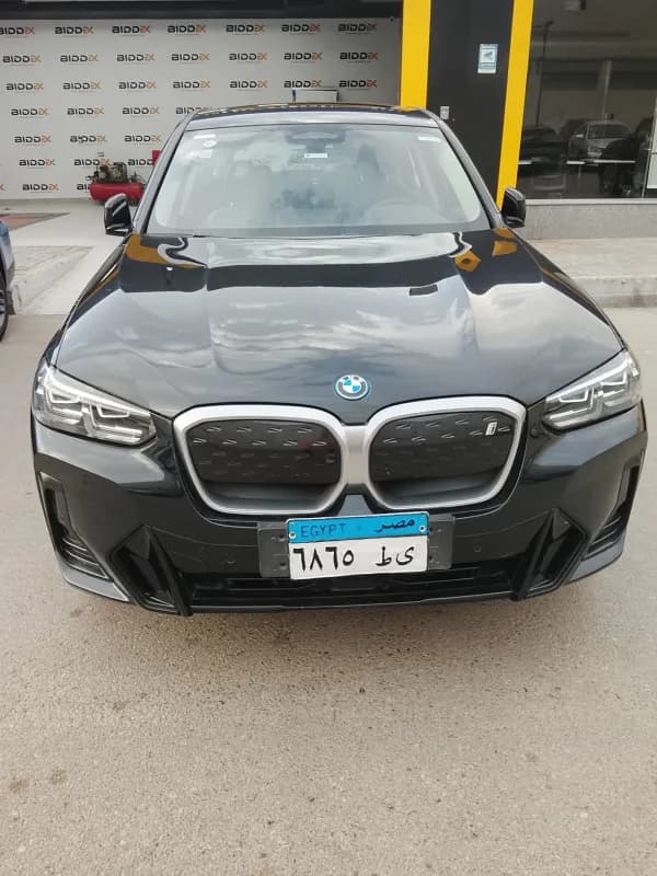 بي ام دبليو IX3 2024 اينوفاتف أسود أوتوماتيك — مستعملة