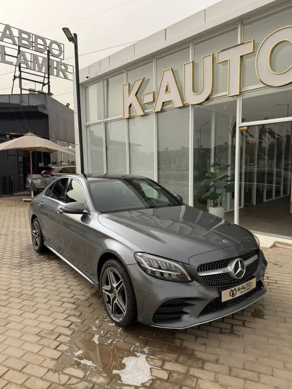 مرسيدس بنز C300 2020 اي ام جي رمادي أوتوماتيك — مستعملة