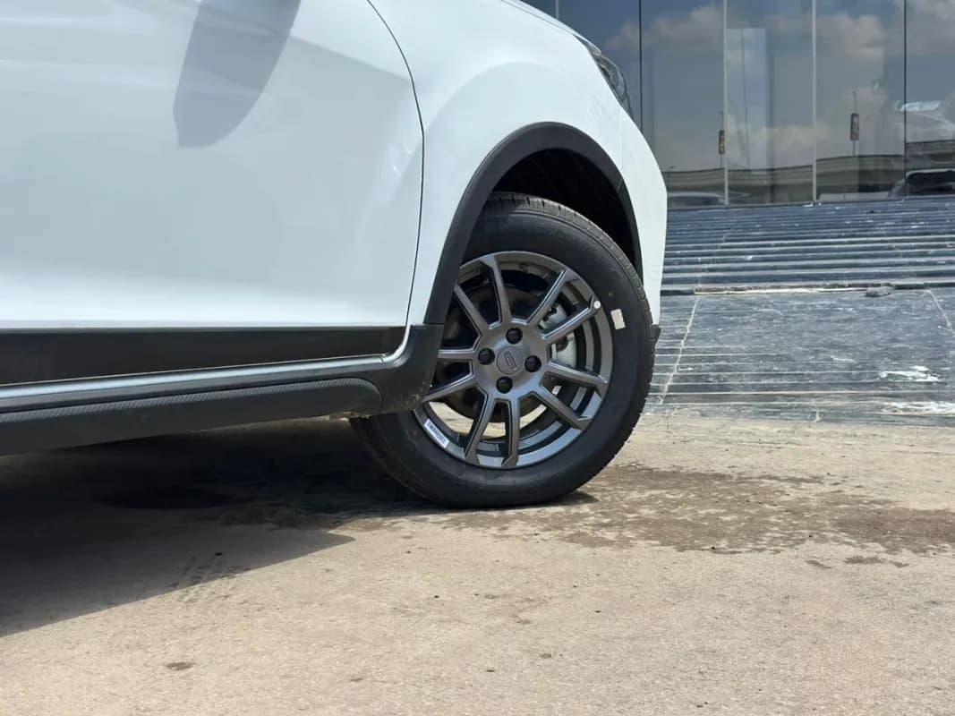جيلي جي اكس 3 برو 2026 اتوماتيك أبيض أوتوماتيك — جديدة