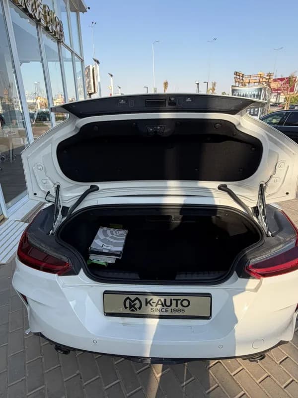بي ام دبليو Z4 2022 ام 3 كونفيرتبل أبيض أوتوماتيك — مستعملة