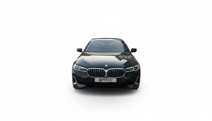بي ام دبليو 520i 2023