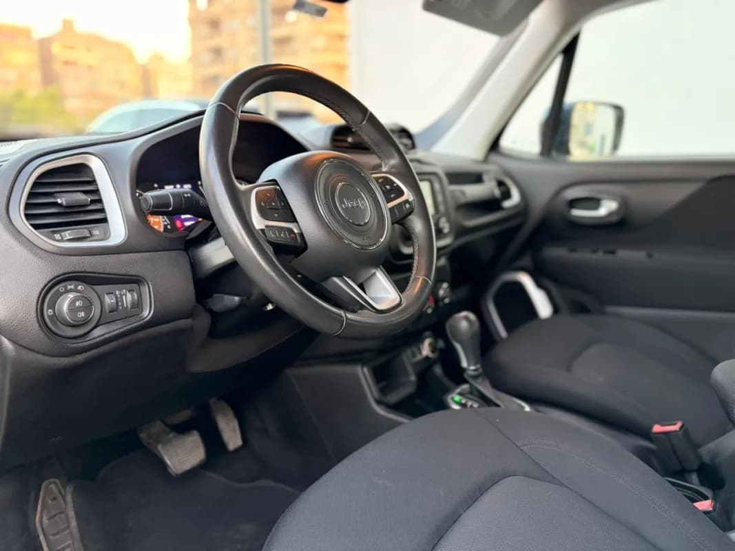 Jeep Renegade 2018 Longitude Blue Automatic — Used