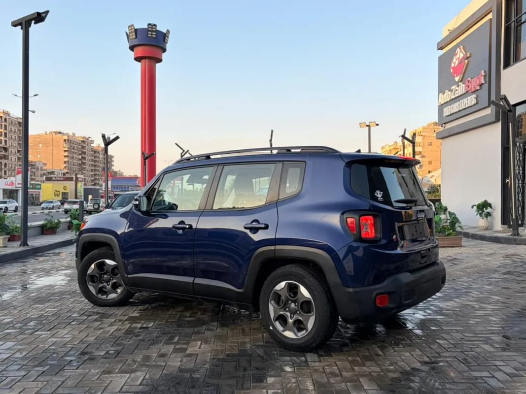 Jeep Renegade 2018 Longitude Blue Automatic — Used