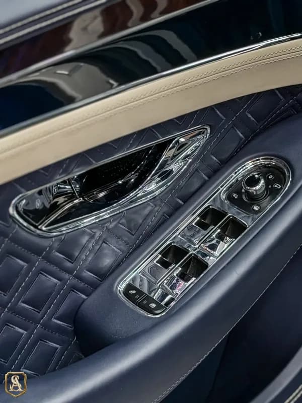 بنتلي كونتيننتال جي تي 2021 كونتننتال جي تي في 8 أزرق قابض مزدوج — مستعملة