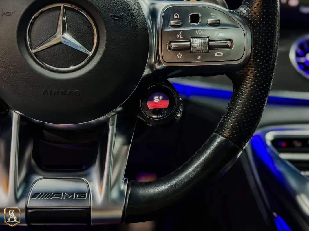 مرسيدس بنز GT53 2021 ايه ام جي أزرق أوتوماتيك — مستعملة