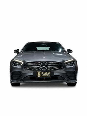 مرسيدس بنز E200 2022 ايه ام جي رمادي أوتوماتيك — مستعملة - 1