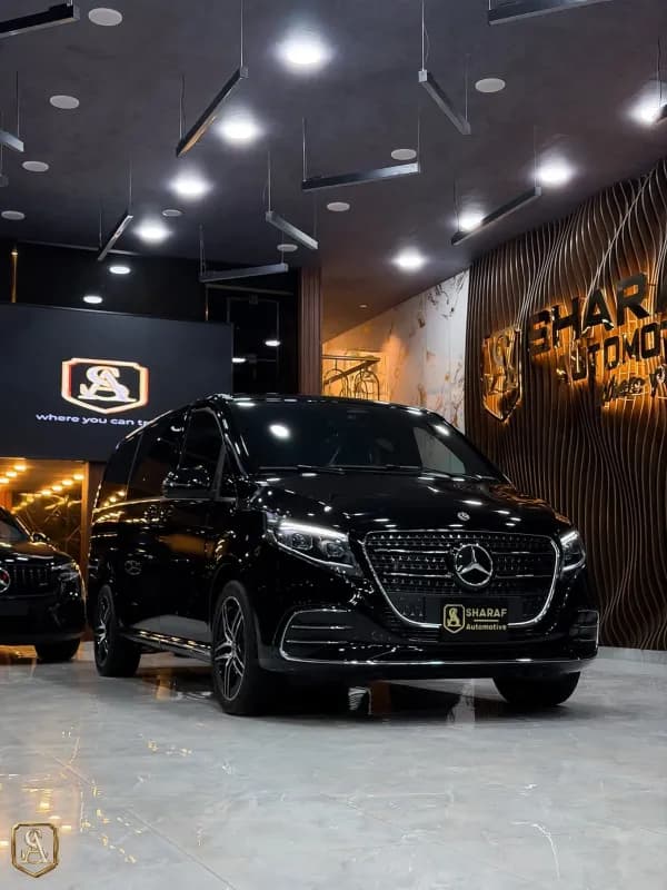 مرسيدس بنز V 300 2026 ايه ام جي أسود أوتوماتيك — جديدة
