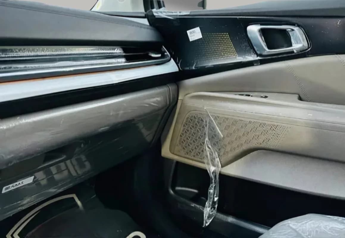 Kia Carnival 2025 Gravity Nardo Gray Automatic — New