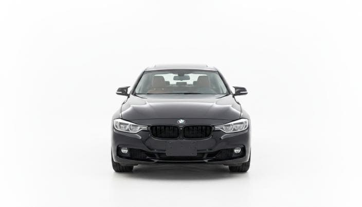 بي ام دبليو 320i 2016