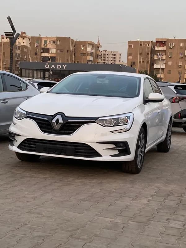 رينو ميجان 2026 داينمك أبيض أوتوماتيك — جديدة