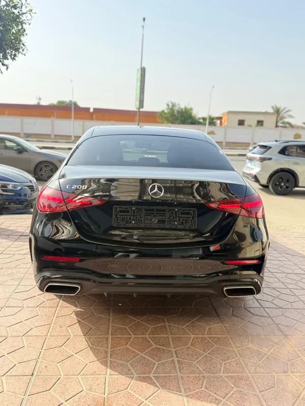مرسيدس بنز C200 2026 ايه ام جي أسود أوتوماتيك — جديدة