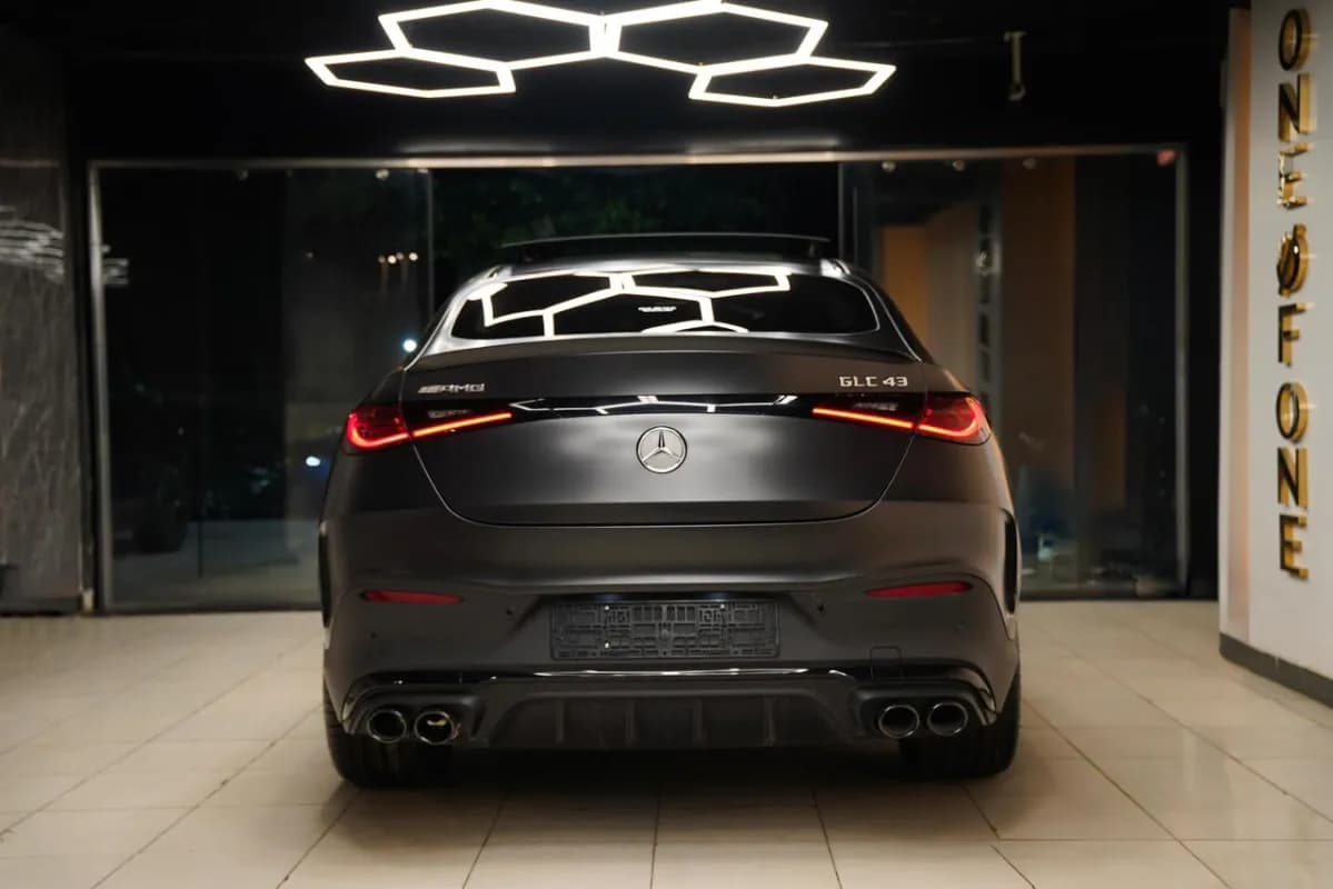مرسيدس بنز GLC 43 2026 اي ام جي كوبيه أسود أوتوماتيك — جديدة