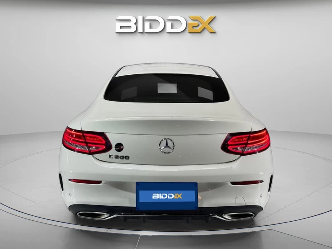 مرسيدس بنز سي كوبيه 2019 أبيض أوتوماتيك — مستعملة
