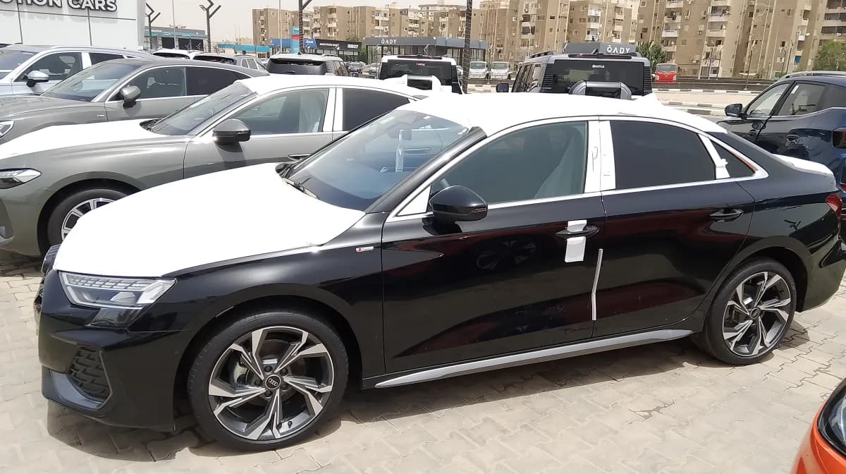 أودي A3 2026 اس لاين أسود ناقل حركة مزدوج القابض — جديدة