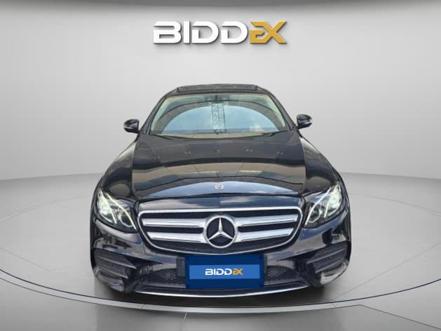 مرسيدس بنز E180 2019 ايه ام جي أسود أوتوماتيك — مستعملة