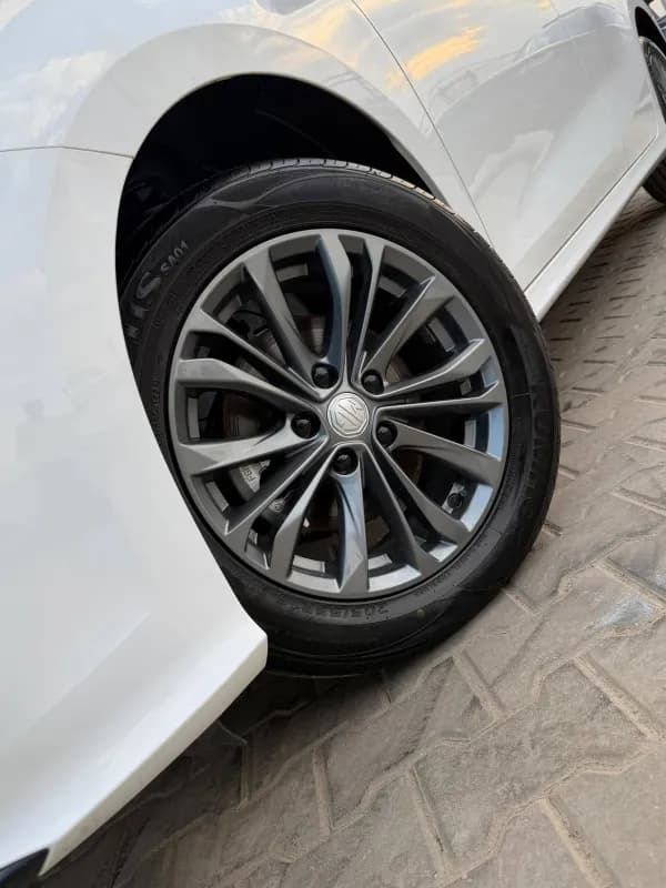 ام جي 5 2025 كومفورت أبيض فتيس متغير السرعات باستمرار — جديدة