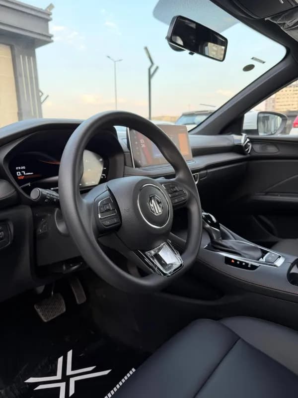 ام جي 5 2025 كومفورت أبيض فتيس متغير السرعات باستمرار — جديدة
